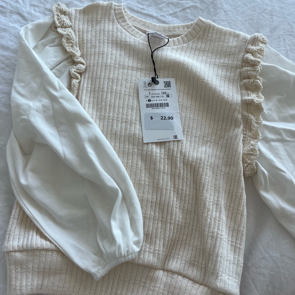 Zara girls ruffle shirt in cream NWT